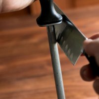     Точилар Заточване на ножове  ножици и всякакъв вид остриета  Ножар Кухня Готвач Нож, снимка 3 - Други - 38507213