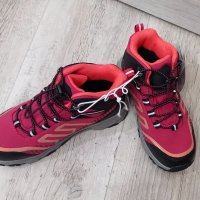 нови обувки за момиче, н. 32, снимка 3 - Детски маратонки - 43977007