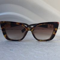 Valentino дамски слънчеви очила котешко око с лого 1:1, снимка 2 - Слънчеви и диоптрични очила - 35495445