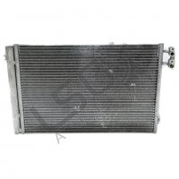 Радиатор климатик BMW 1 Series (E87)(2004-2011) ID:87385, снимка 1 - Части - 38069897