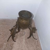 Ритуален съд с три вълчици ,бронз , снимка 6 - Антикварни и старинни предмети - 40295326