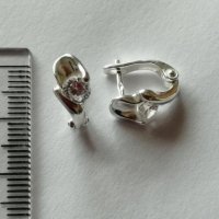 Нови сребърни обеци с камъни цирконий, снимка 1 - Обеци - 27559230