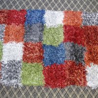Малък шарен килим, снимка 2 - Килими - 40693937
