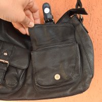 Дамска кожена чанта черна, снимка 3 - Чанти - 40079289