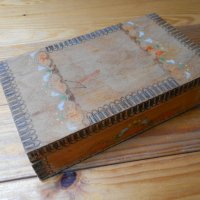 Стара дървена кутия , снимка 5 - Други ценни предмети - 28410558