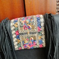 Нова чанта с ресни , снимка 1 - Чанти - 42976787