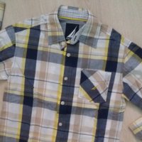 Риза в тъмносиньо-бяло-бежово-жълто каре, снимка 2 - Детски ризи - 27507016