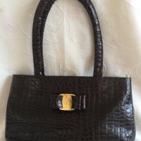 Дамски чанти - Ferragamo, G.M.V. и H&M, много запазени, еко кожа, лот, елегантни, всекидневни, снимка 2 - Чанти - 32717143