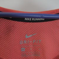 Nike Тениска/Дамска M, снимка 3 - Тениски - 34947304