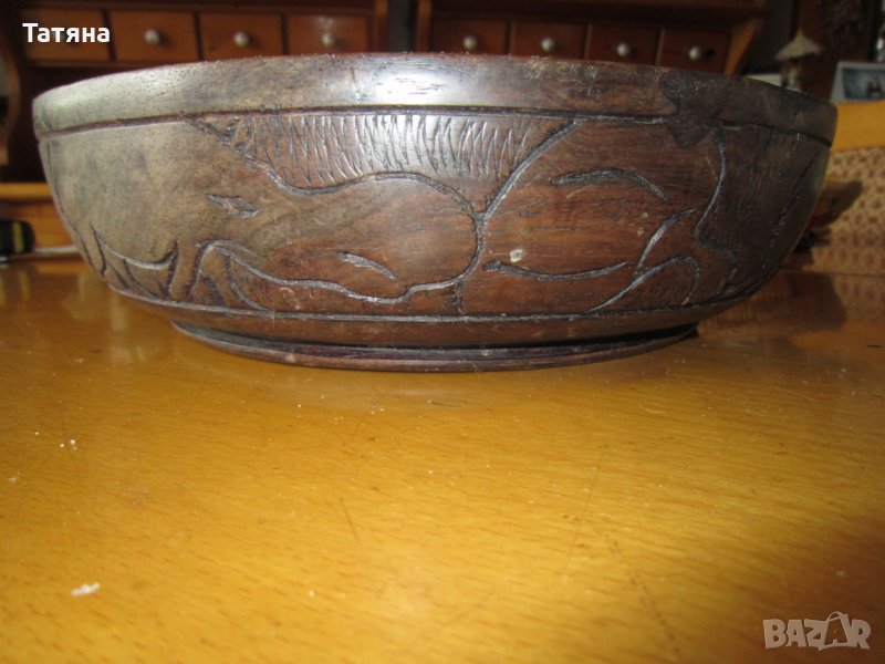         СУВЕНИРИ  купа от ТИКОВО ДЪРВО  ; СТАР РУСКИ САМОВАР;КОЖЕНО ШИШЕ  - КУЧЕ   , снимка 1