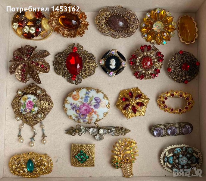 Колекция от винтидж брошки , снимка 1