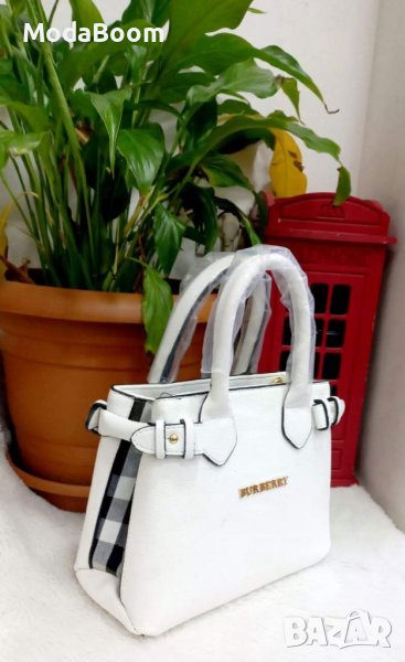 Дамски чанти Burberry , снимка 1