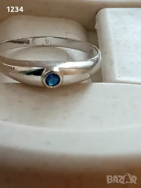 Златен пръстен със сапфир бяло злато 14 карата, снимка 1