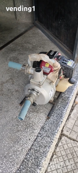 бензинова водна помпа Rider + маркучи и накрайници, снимка 1