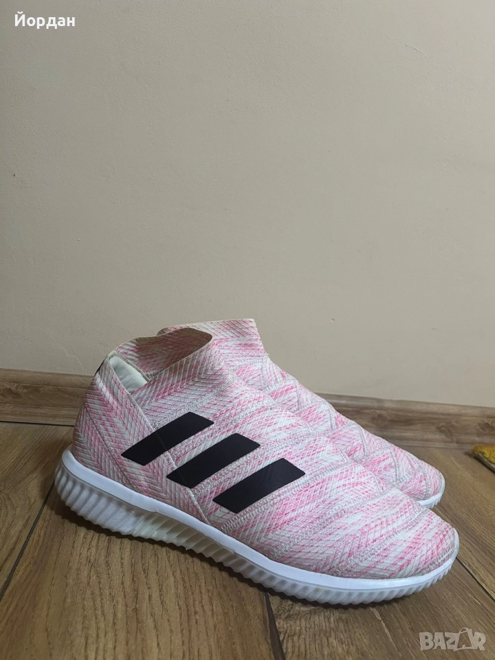Футболни обувки за зала Adidas Nemeziz, снимка 1