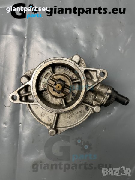 Вакуум помпа за АУДИ AUDI A4 A5 Q7 , снимка 1