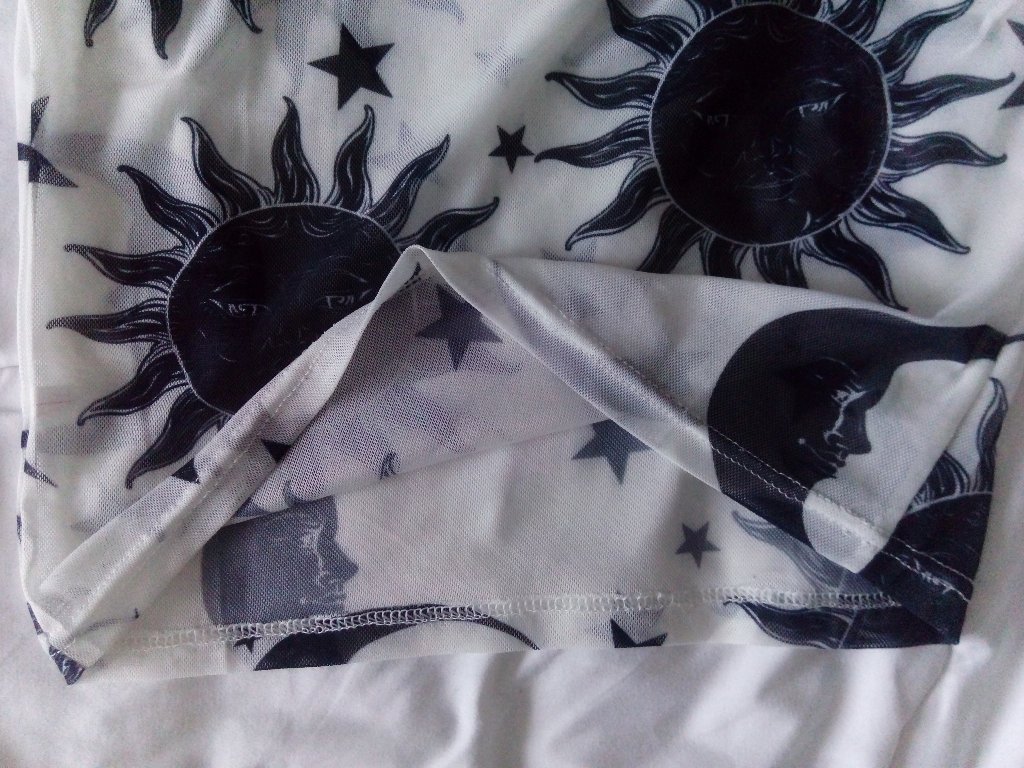 Прозрачна блуза с щампа на луна и слънце р-р S, M, L в Блузи с дълъг ръкав  и пуловери в гр. Монтана - ID33292609 — Bazar.bg