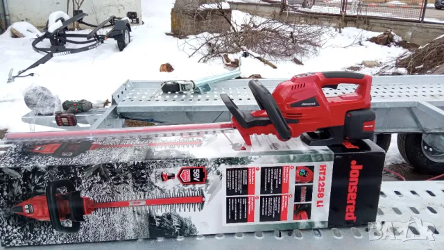 Акумулаторен храсторез за жив плет-Jonsered HT2258 LI-Нова