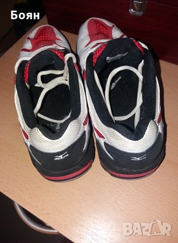 Дамски маратонки MIZUNO Wave Storm 2, снимка 6 - Маратонки - 26407920