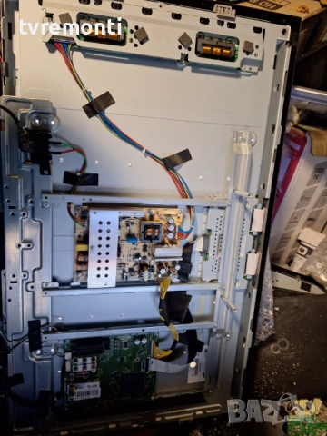 Платка инвертер SSI320_4UA01 REV:0.4 , за 32-инчов телевизор GRUNDING 32GLX6052, с дисплей LTA320HA0, снимка 4 - Части и Платки - 53219047