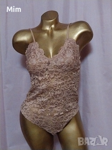 ZARA L Дантелено боди в цвят пепел от рози