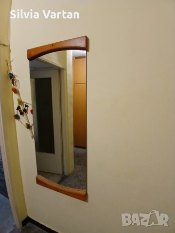 Огледало за стена