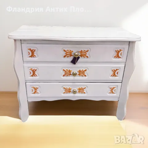 Скринче с три чекмеджета, бяло 