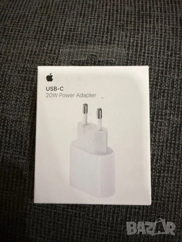 Apple USB C Адаптер чисто нов