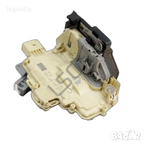 Брава предна дясна врата Volkswagen Tiguan I 2007-2015 ID: 140810, снимка 2 - Части - 48630550