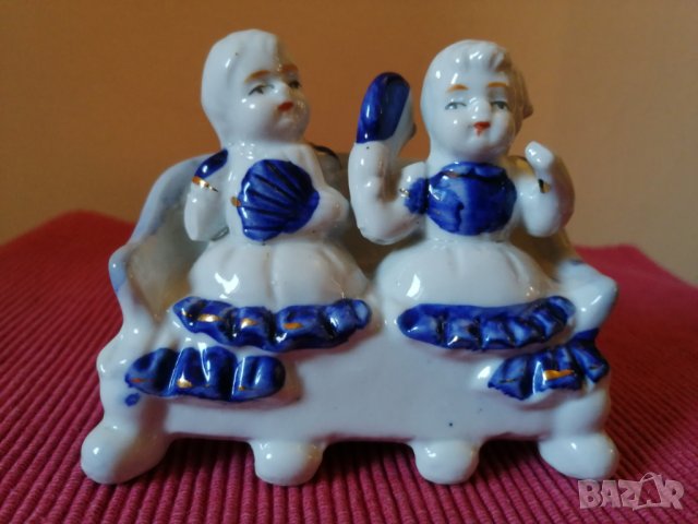 Порцеланова статуетка. 