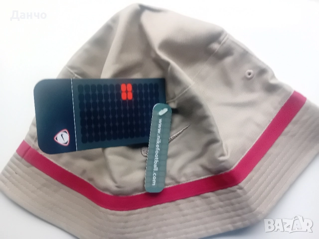 двулицева шапка на Барселона , снимка 3 - Шапки - 51972945