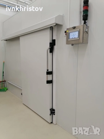 Предлагаме изграждане на хладилна/и камери 