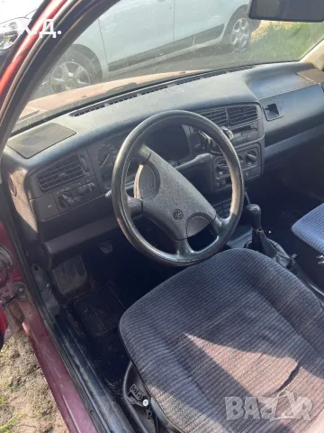 Vw Golf 3 1.8 бензин НА ЧАСТИ , снимка 9 - Автомобили и джипове - 50144385