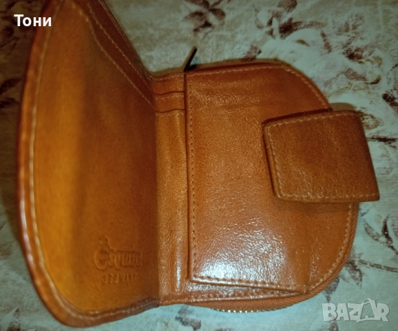 ESQUIRE Оригинал Ново Кожено Дамско Портмоне , снимка 10 - Портфейли, портмонета - 52346534