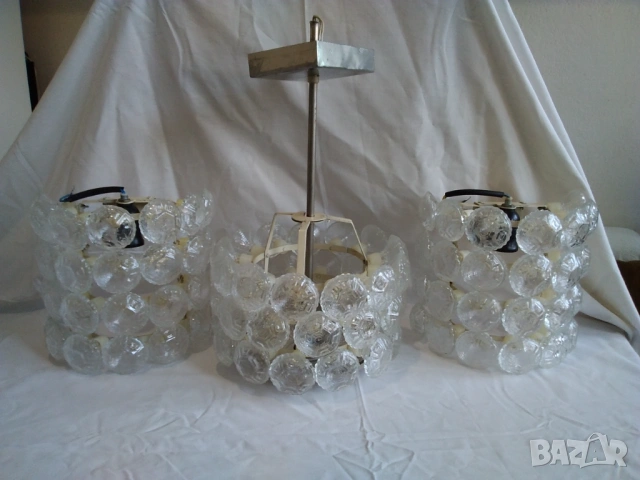 Продавам полилей в комплект с два аплика