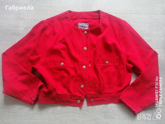 Късо дънково яке, червено , снимка 1 - Якета - 33278105
