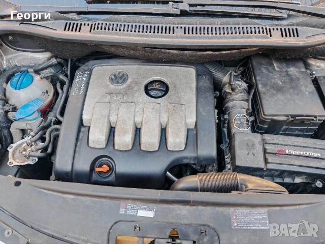 Vw Touran 2.0 tdi , снимка 6 - Автомобили и джипове - 52795702