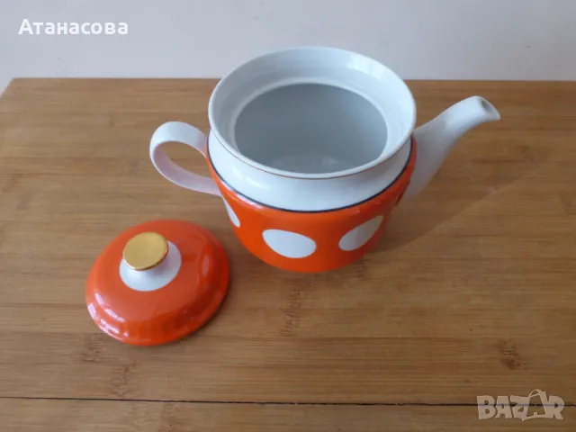 Украински порцеланов чайник 1975 г, снимка 5 - Аксесоари за кухня - 47471097