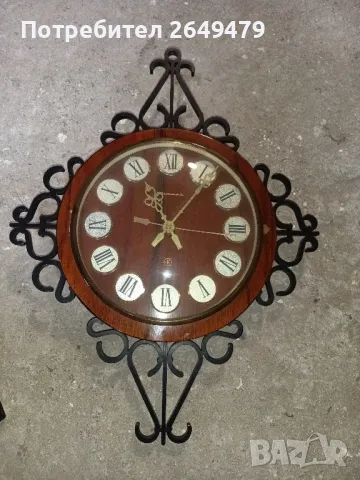 стенен часовник "Янтарь"