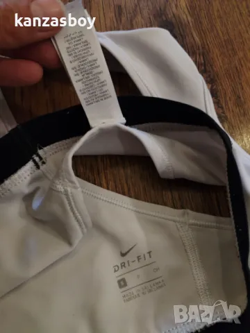 nike sport bra - страхотно дамско бюстие S, снимка 6 - Корсети, бюстиета, топове - 49624228