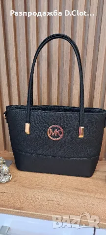 Michael cors дамска чанта черна, снимка 4 - Чанти - 40625322