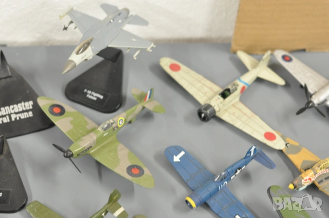 10 броя метални самолетчета, снимка 14 - Влакчета, самолети, хеликоптери - 53111876