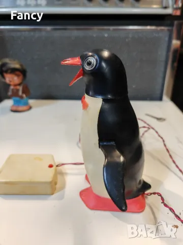 Електромеханична детска играчка Пингвин , снимка 3 - Колекции - 47855028