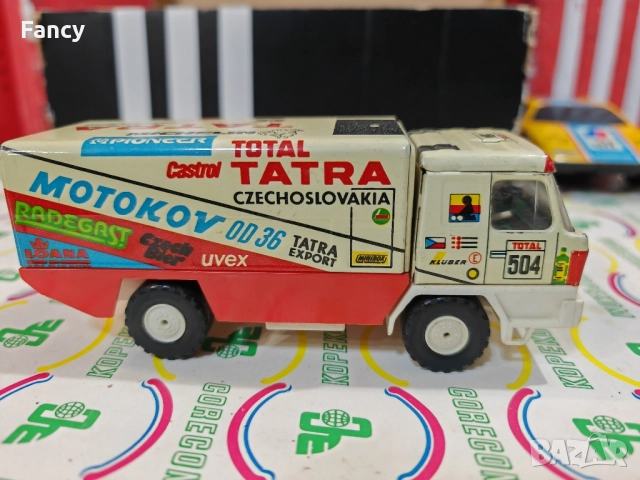 Стара играчка камион че Tatra Чехословакия 