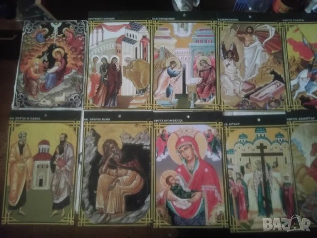 КРАСИВИ ХАРТИЕНИ ИКОНИ И ХОРУГВА НА ИИСУС ХРИСТОС, снимка 3 - Икони - 48423494