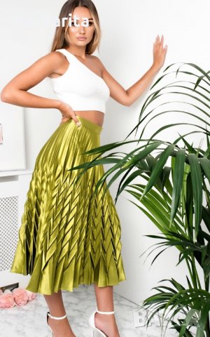 Плисирана пола S/M, снимка 2 - Поли - 27336436