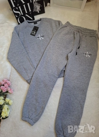 дамски екип calvin klein , снимка 2 - Спортни екипи - 52060101