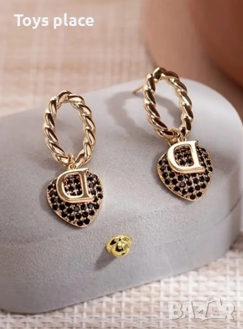 Комплект Обеци + Колие Dior, снимка 2 - Колиета, медальони, синджири - 52348480