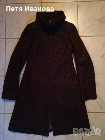 палто Benetton , снимка 3 - Палта, манта - 53001839