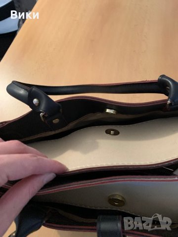 Дамска чанта, снимка 3 - Чанти - 27781855